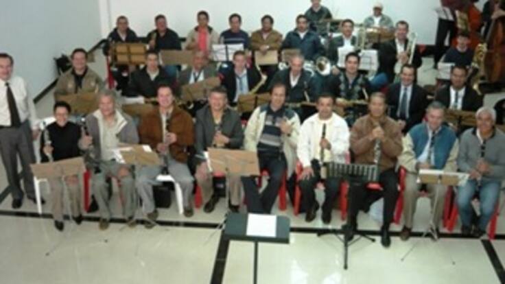 Músicos colombianos intentan revivir los ritmos de banda sinfónica