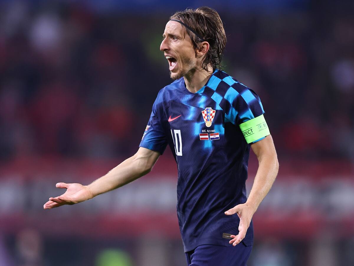 Luka Modric regresa lesionado al Real Madrid