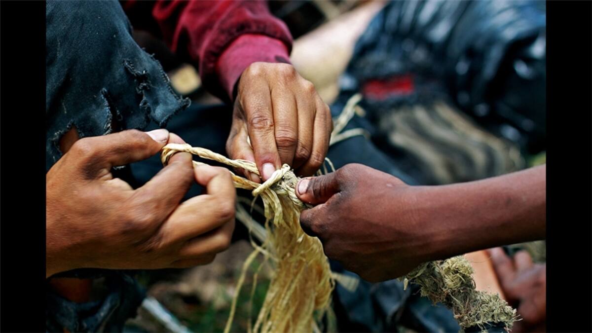 En mayo uno de los temas fue "Escuchar".  Nos comenta Mily Ceballos Argüello: “Mi cachorro Blas siempre está atento a mis palabras, y aquí está a la espera de algo rico”.