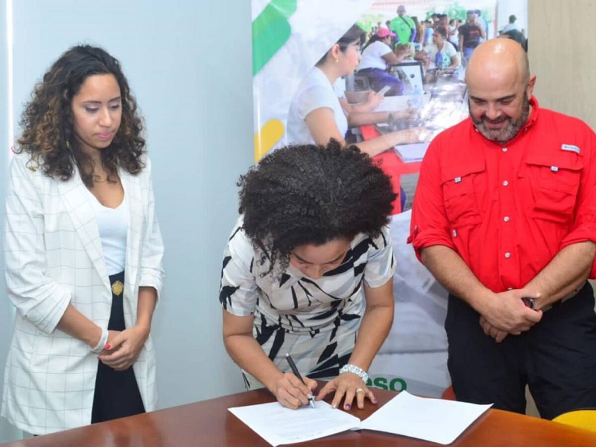 Alcaldía y AGAPE fortalecerán 1.050 emprendimientos en Cartagena