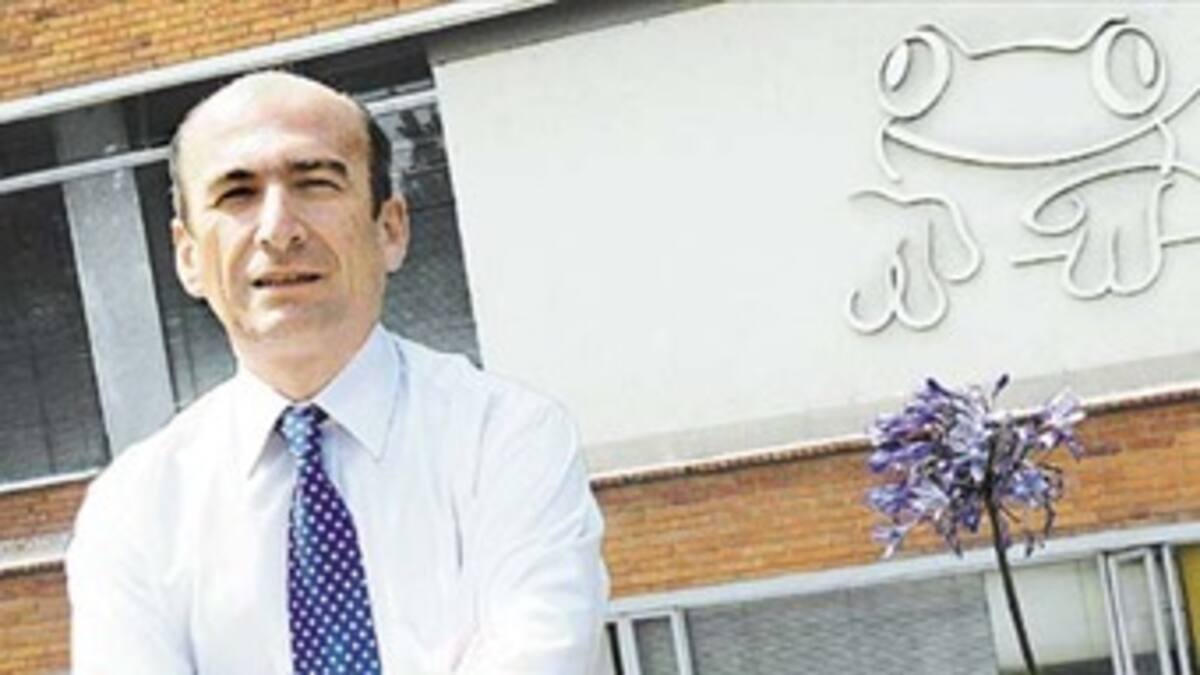 Denuncian irregularidades en entrega de obras por parte del ex gerente del Acueducto de Bogotá