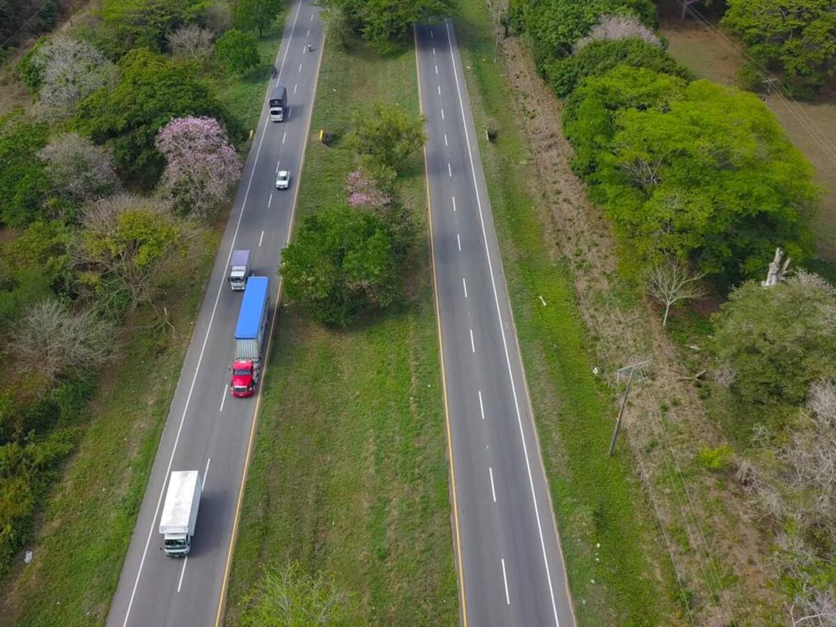 Inicia reversión de Autopistas del Caribe: peajes y vía pasarán a Invías