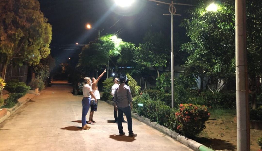 La delincuencia ha logrado dejar a varios sectores de la ciudad a oscuras, 90 luminarias fueron hurtadas.