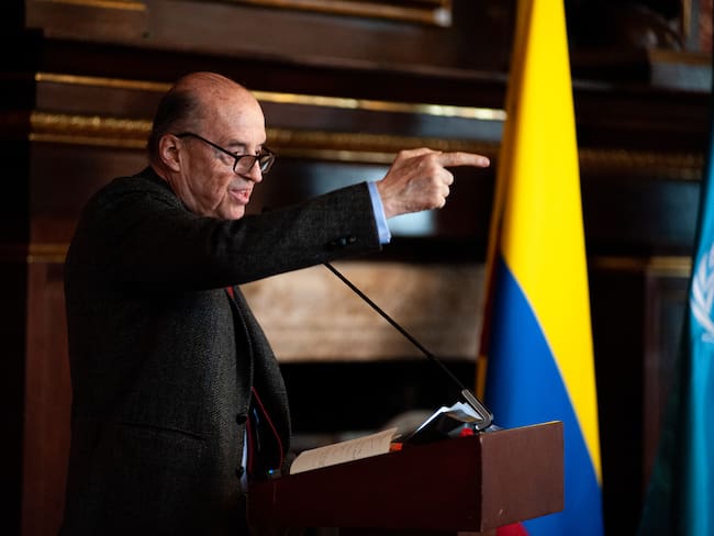 El ministro de Relaciones Exteriores de Colombia, Álvaro Leyva. Foto: Chepa Beltran/Long Visual Press/Universal Images Group a través de Getty Images)