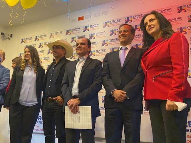 Óscar Iván Zuluaga: Nuevo candidato del Centro Democrático