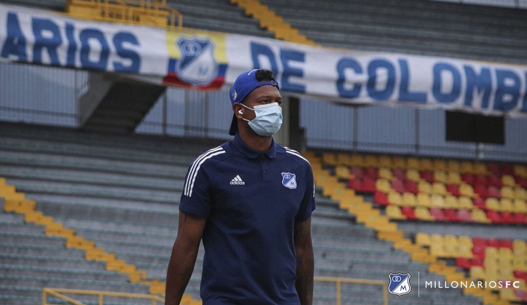 Fredy Guarín sufrió una contractura muscular y estará tres semanas fuera de las canchas.