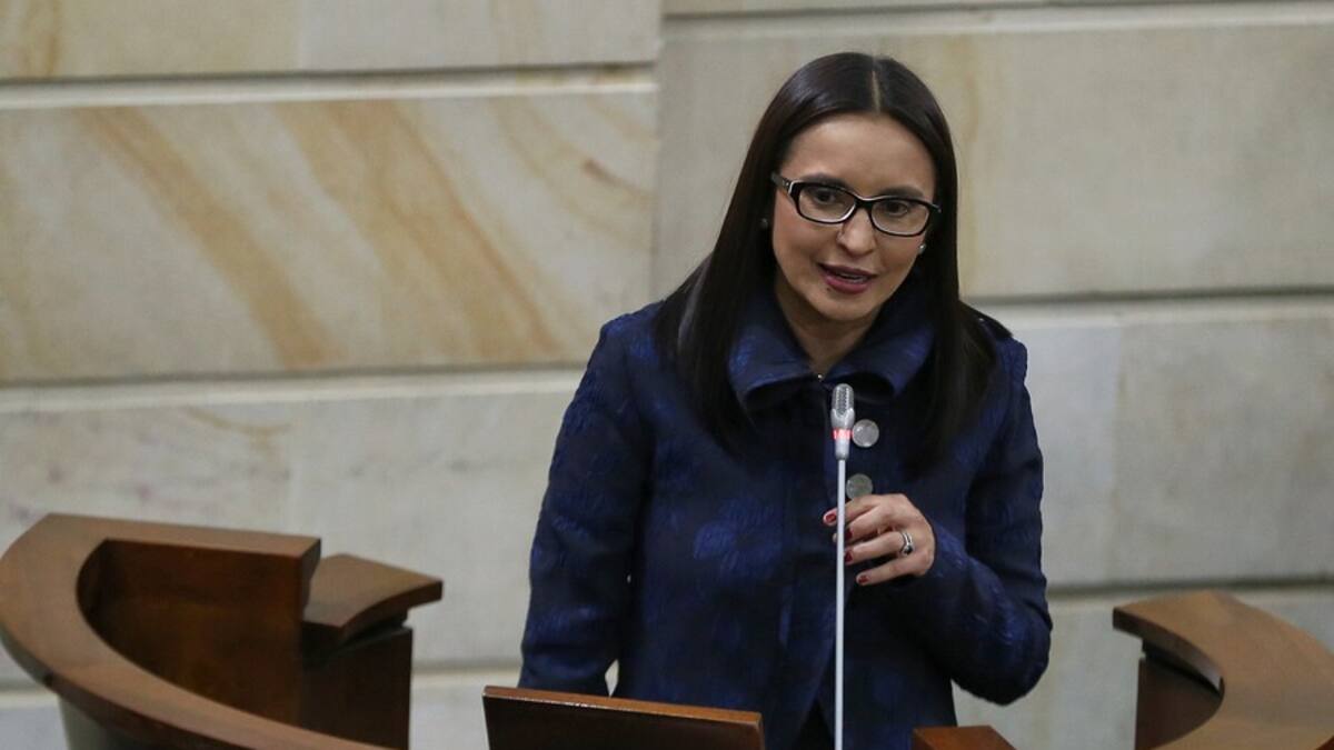 Mayorías liberales y de La U firman nueva carta de apoyo a María Fernanda Rangel