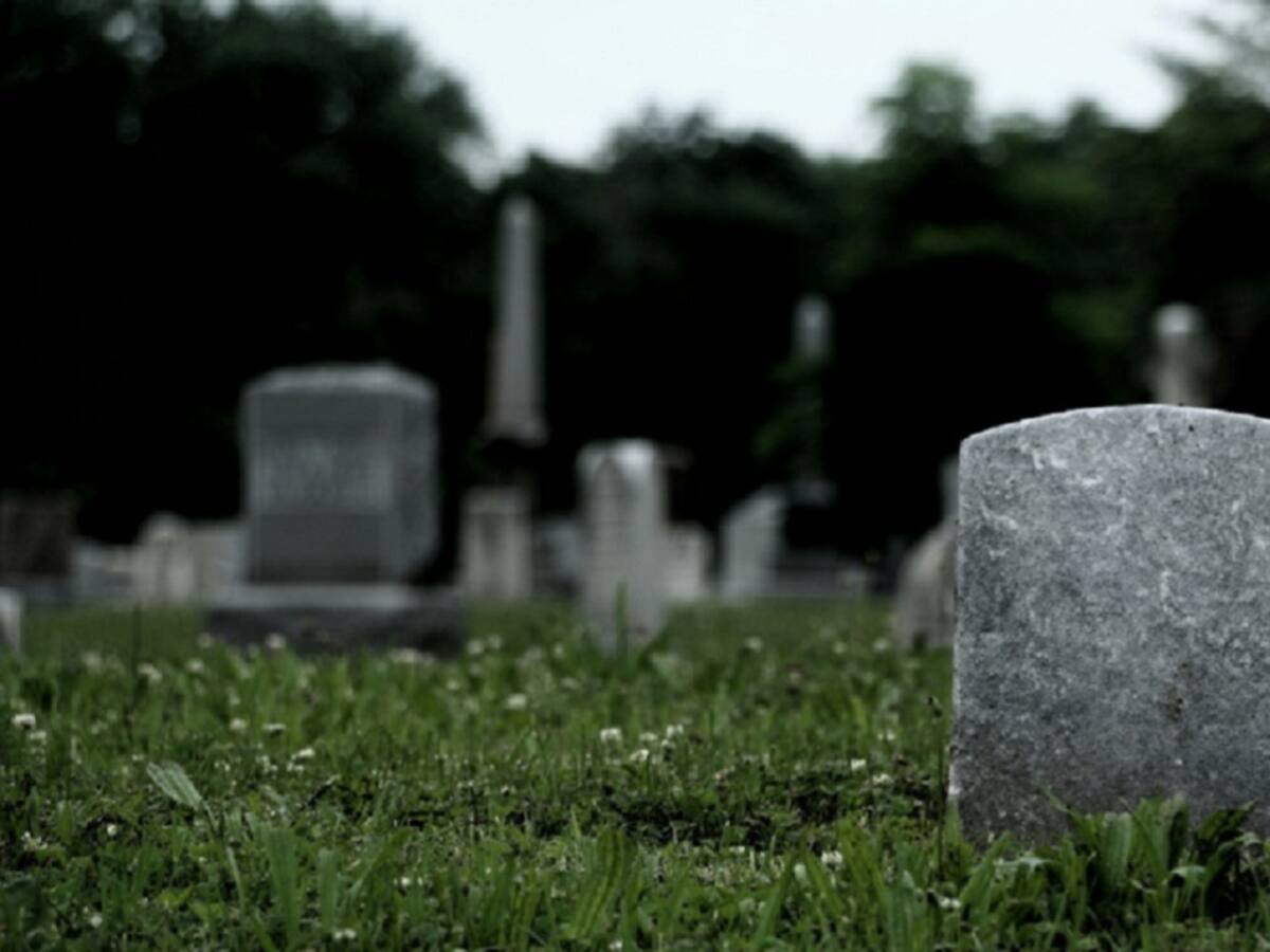 Denuncian posible desaparición de restos óseos del cementerio central