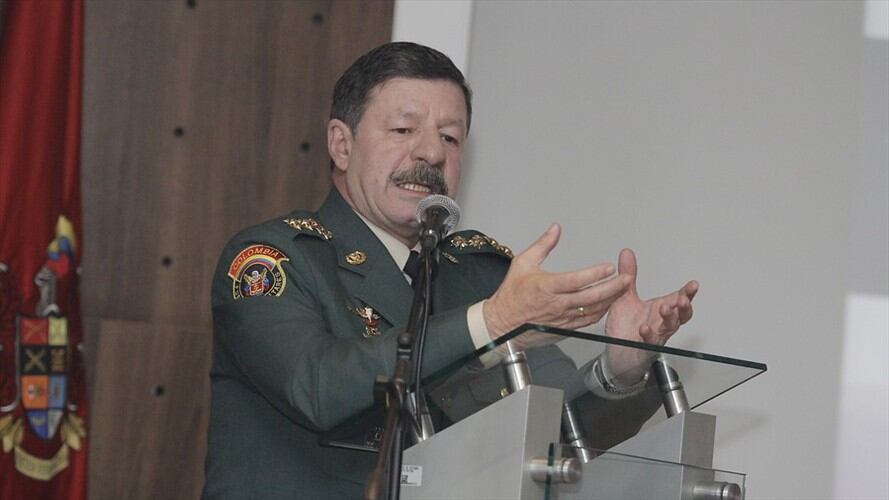 Mindefensa confirma solicitud de baja del general Javier Flórez. Foto: Colprensa