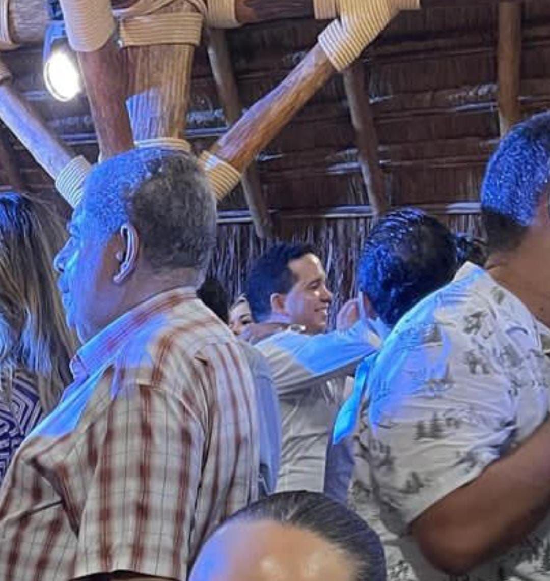 El senador Trujillo en La Guajira - Foto El Itagüiseño