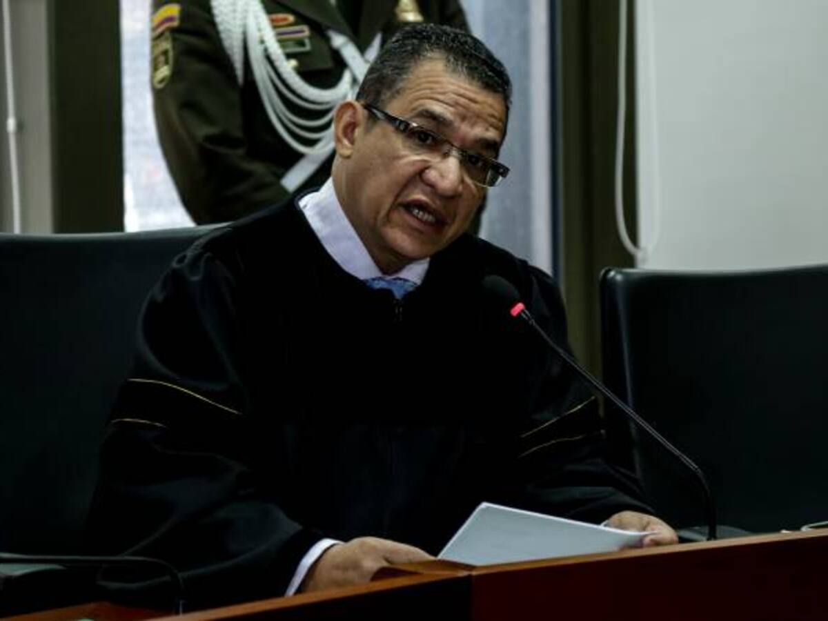 Comisión de Acusación le imputó cinco cargos al magistrado Gustavo Malo