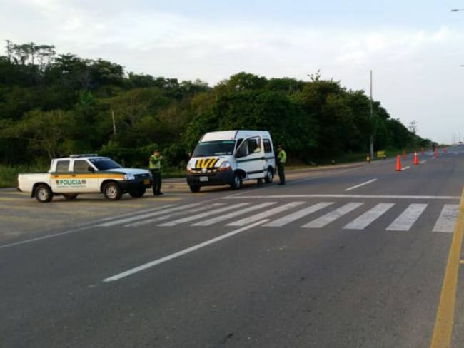 Policía de Cartagena realiza operativos contra transporte escolar ilegal