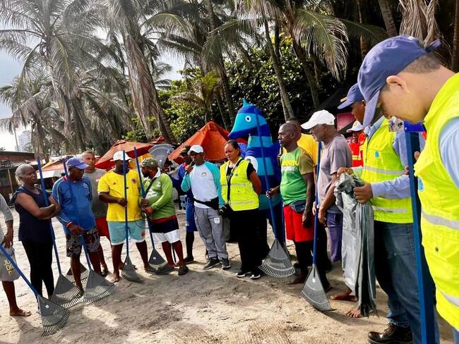 Se recogieron 16 metros cúbicos de residuos sólidos en jornada de limpieza en Playa Hollywood