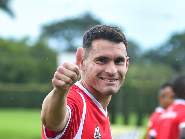 Franco Leys, fichaje del América, se rindió ante Juanfer: Tiene un guante en el pie