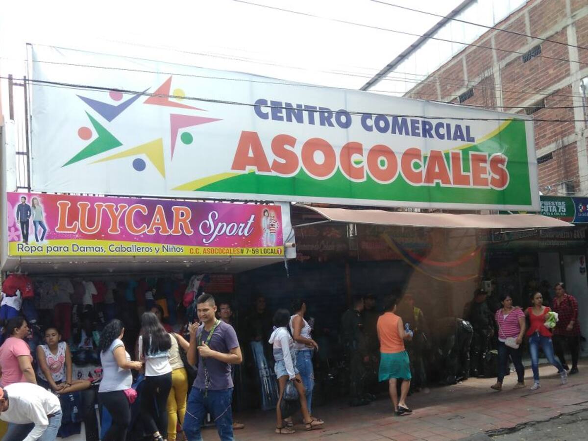 48 comerciantes se quedaron sin negocio en el centro de la ciudad
