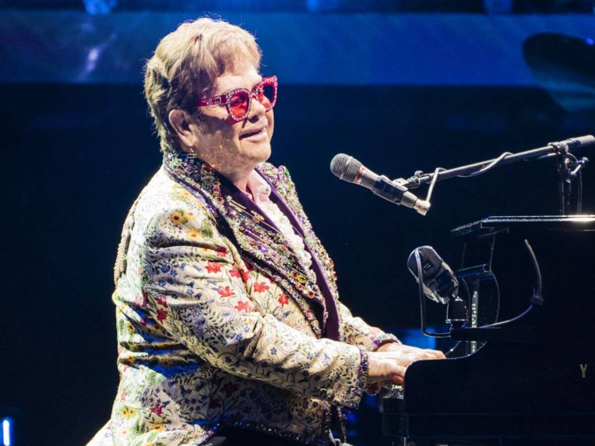 ¡Otro artista que cancela conciertos por COVID! Elton John dio positivo