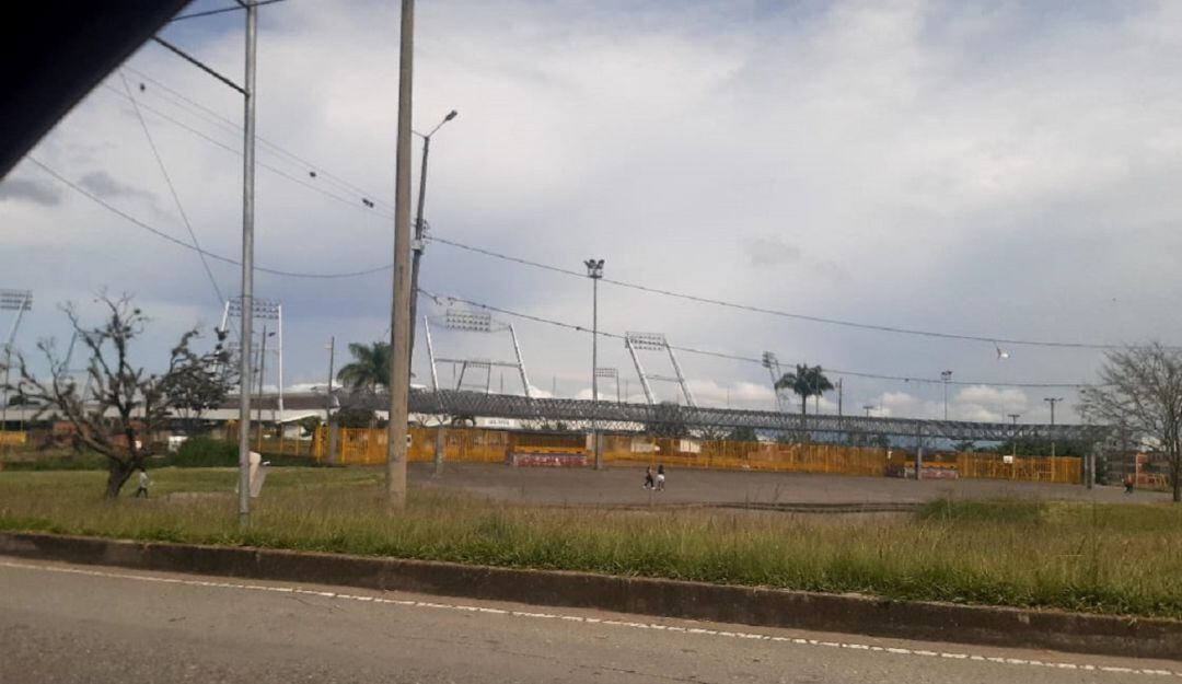 Al fondo el estadio Centenario de Armenia