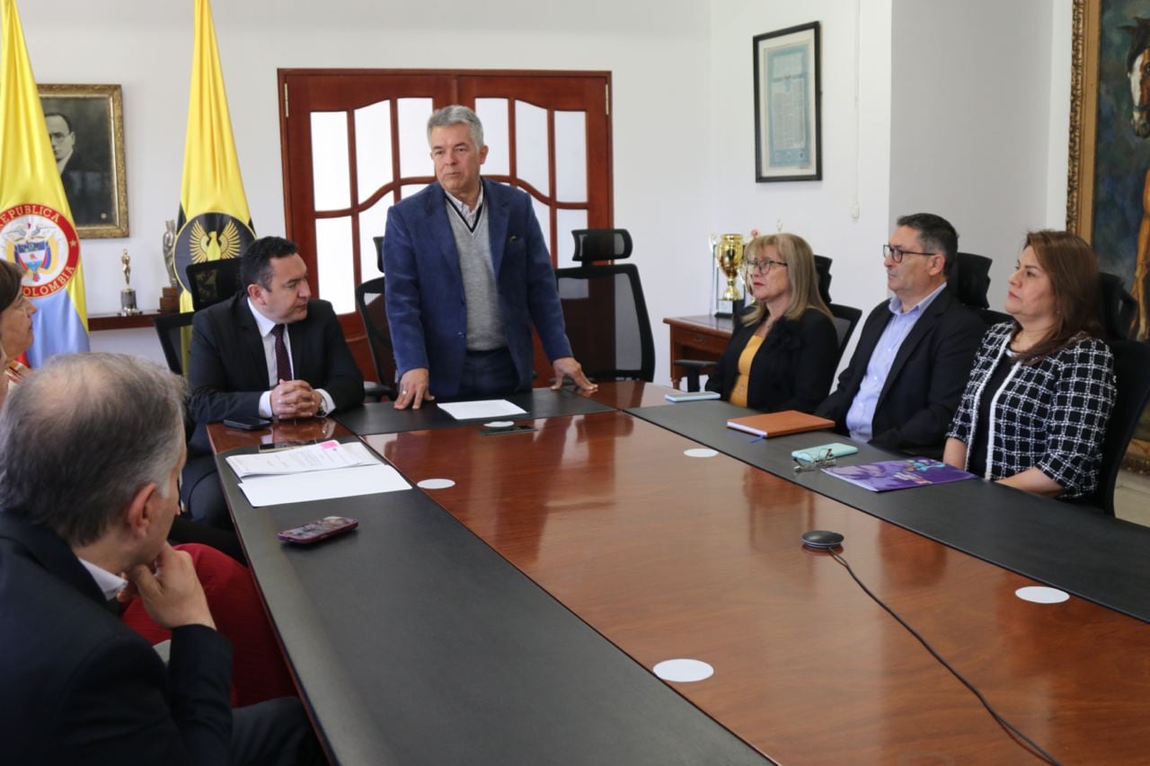 La Universidad Pedagógica y Tecnológica de Colombia se prepara para iniciar clases el 3 de febrero, con la incorporación de 4,000 nuevos estudiantes.