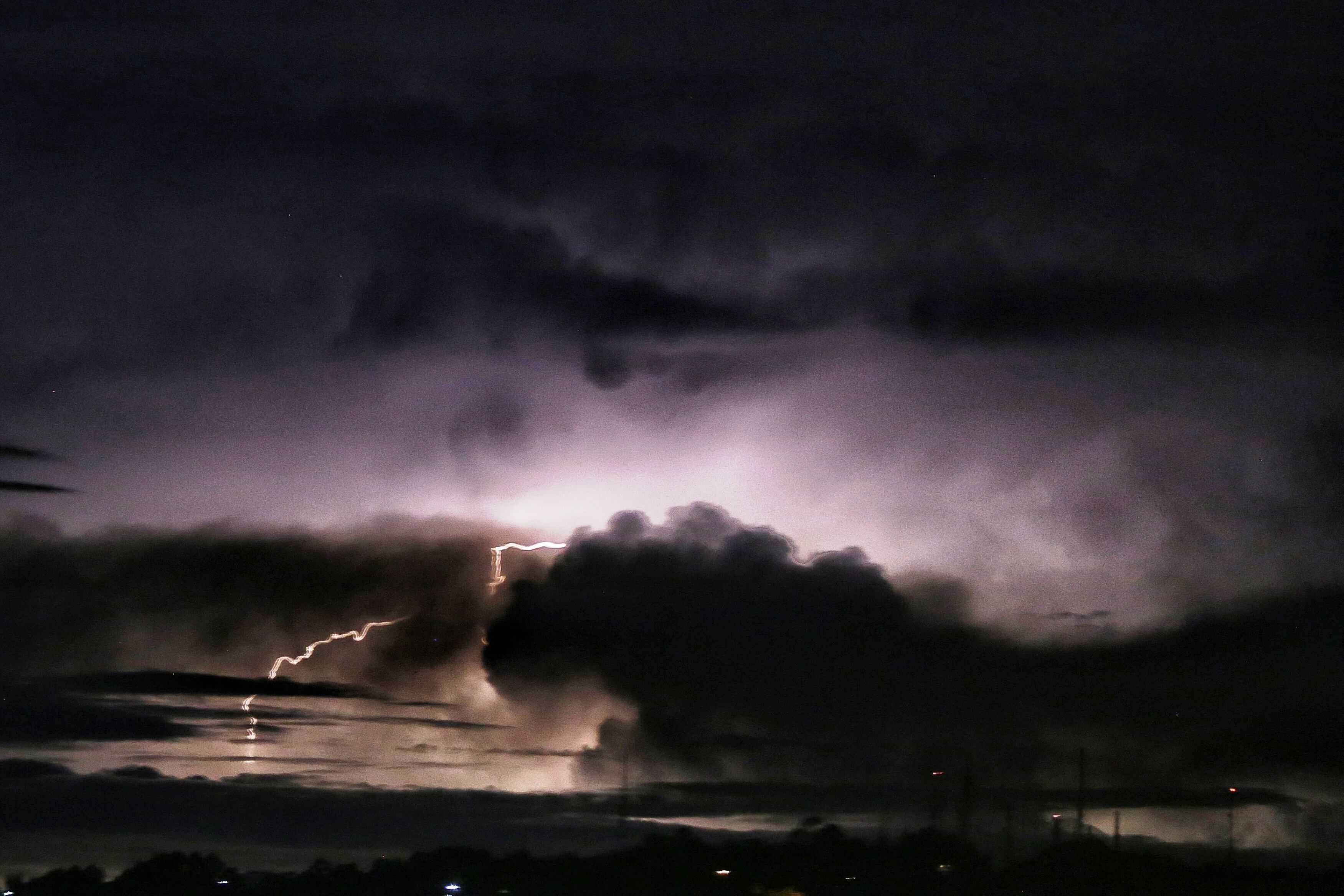 Dos muertos y dos heridos dejó la caída de un rayo en zona rural de Cartagena