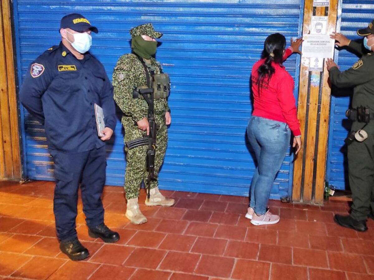 Dos establecimientos cerrados tras caravana de seguridad en Cartagena