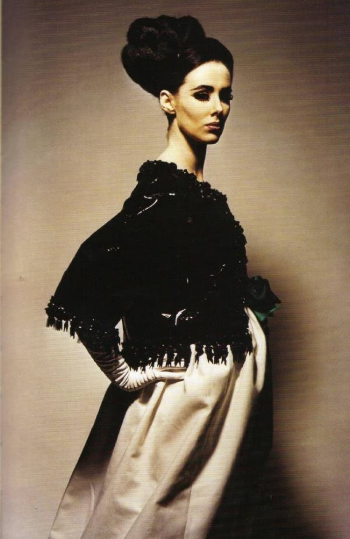 Gloria Guinness