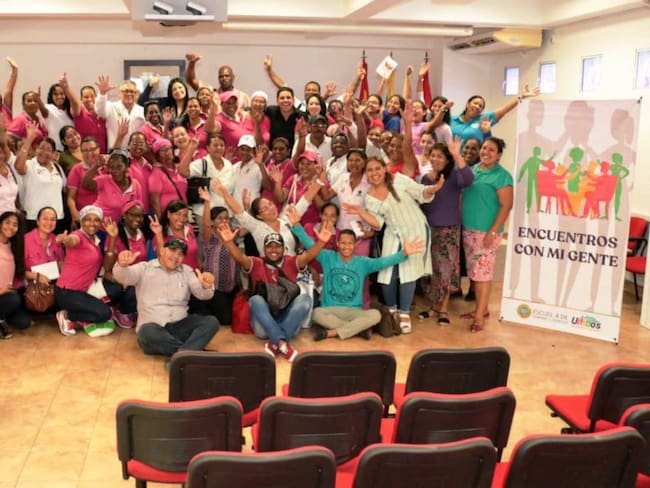 Escuela de Gobierno de Cartagena realiza actividad con líderes sociales