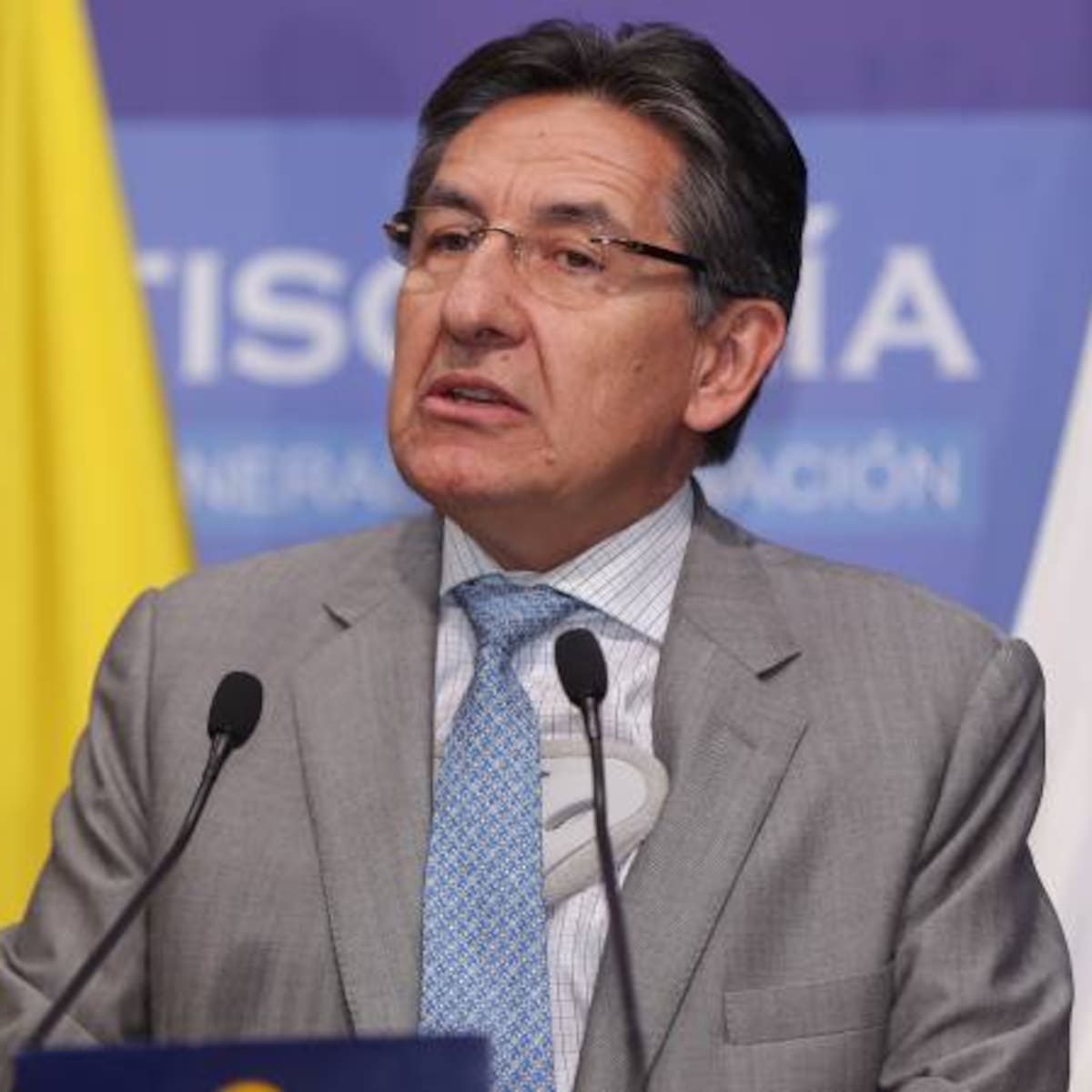 Néstor Humberto Martínez pide a Petro rectificar afirmaciones en su contra sobre Odebrecht