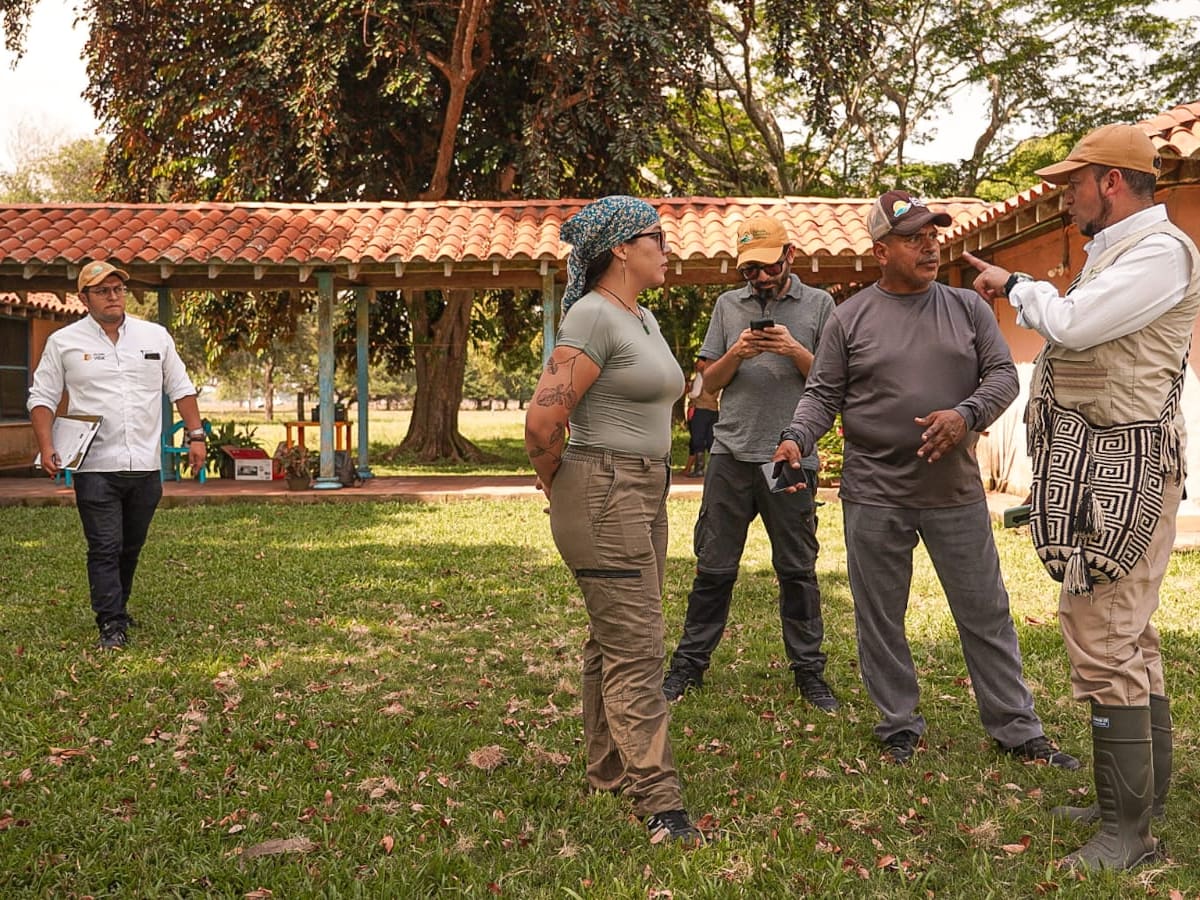 Tierras que fueron de los hermanos Castaño pasan a manos de familias campesinas en Córdoba
