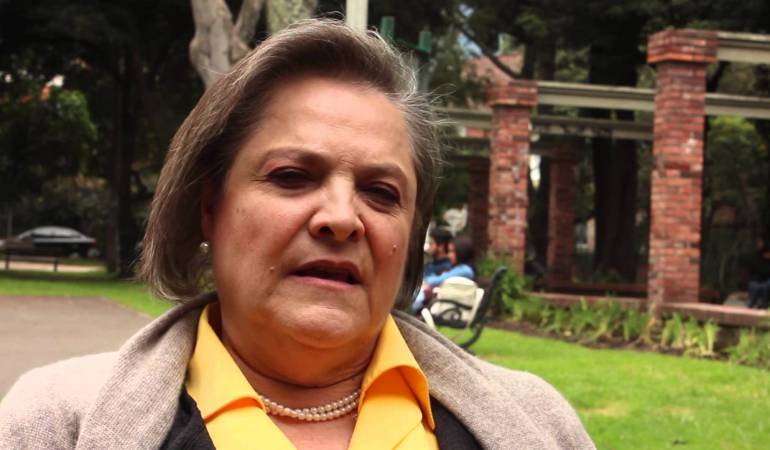 Mnistra de Transporte Clara López