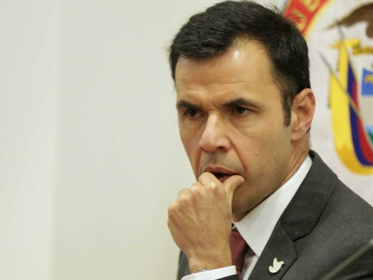 Gobierno da sí a 24 proposiciones de uribismo; no cede al tema de FF.M.M