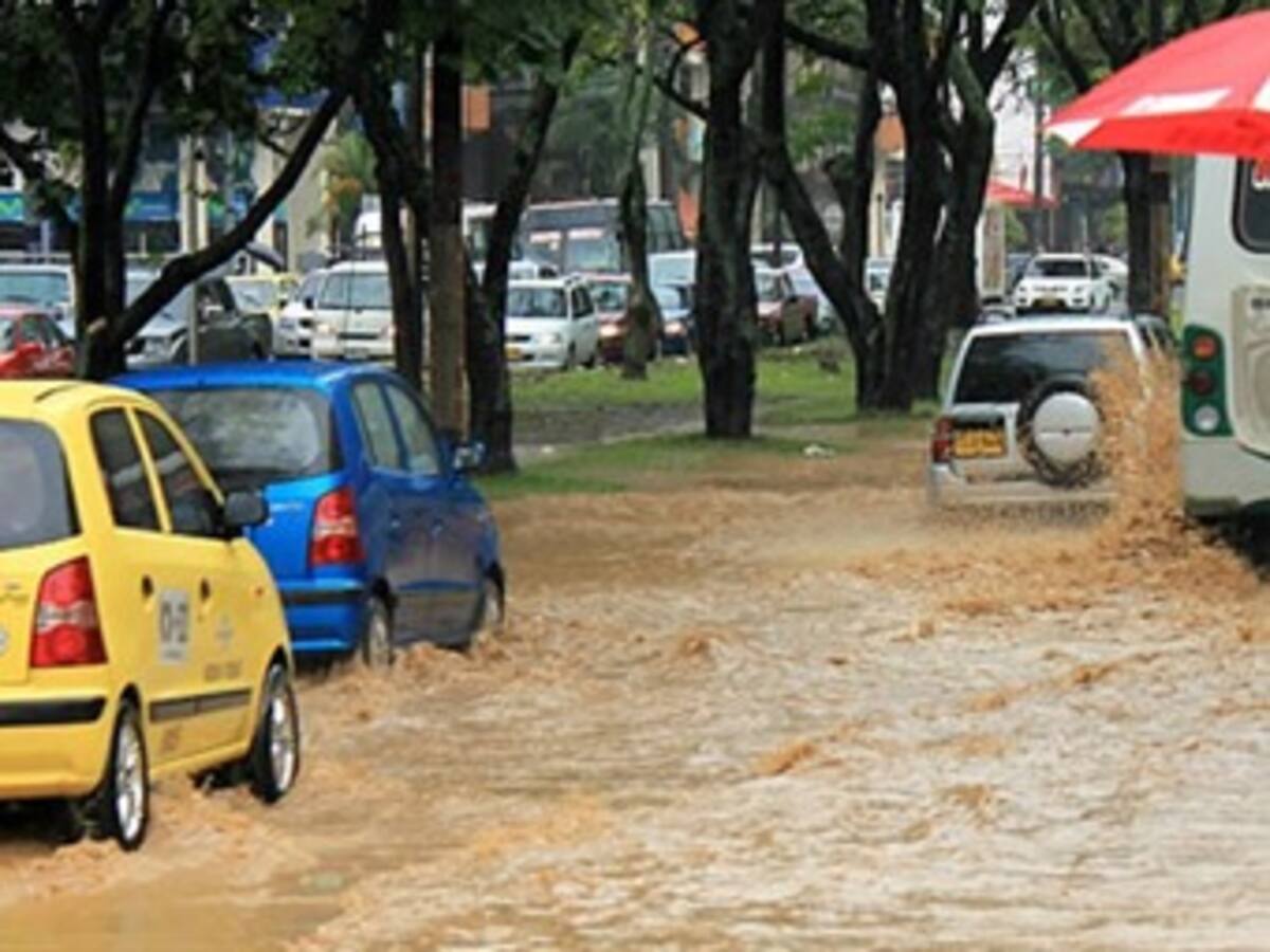 Lluvias ocasionan emergencias en Cali