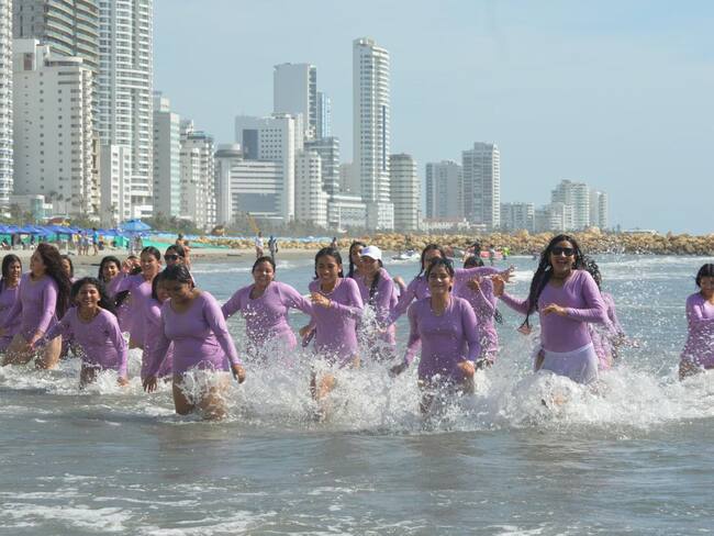 Ejército Nacional lleva a 45 niñas caqueteñas a Cartagena para vivir su primer encuentro con el mar