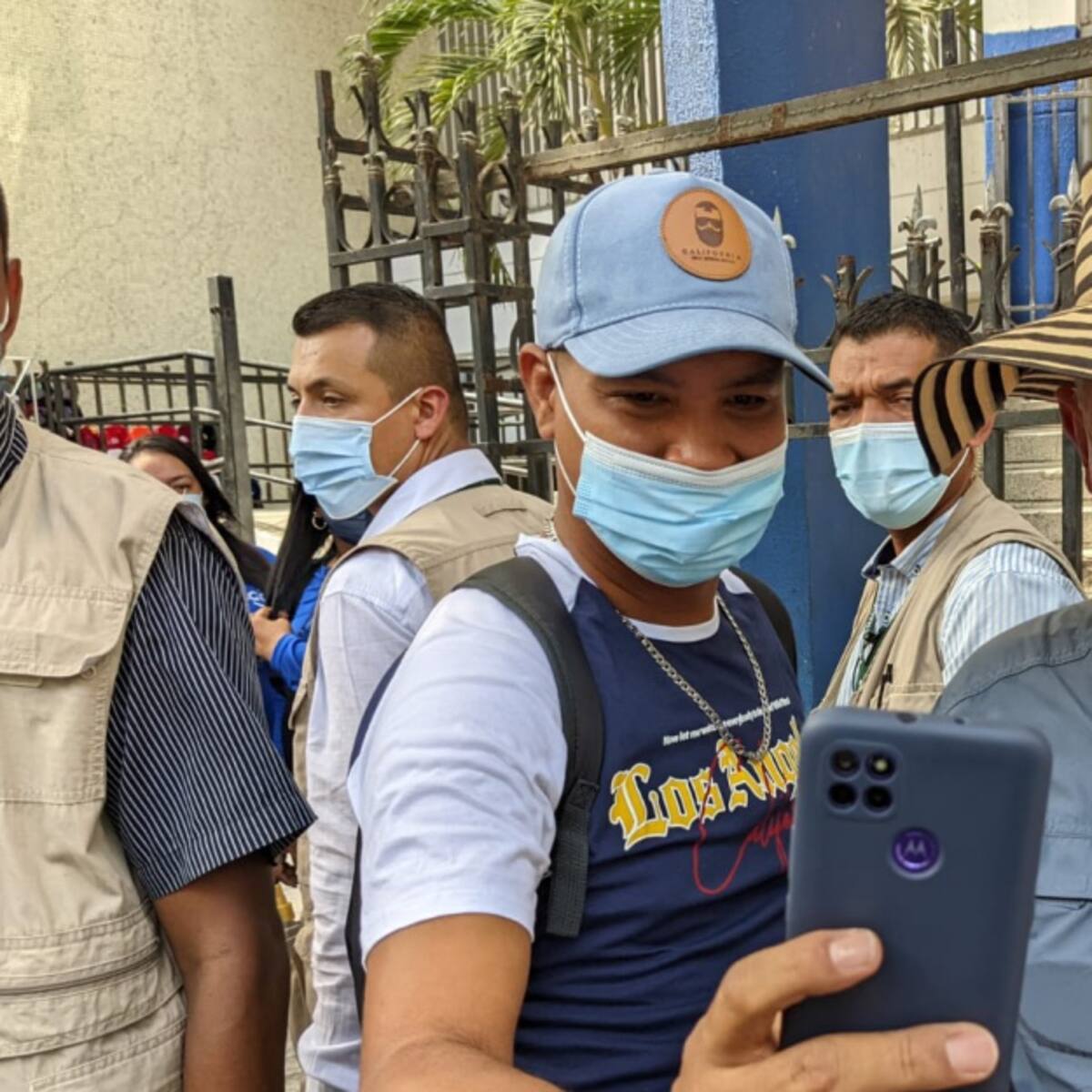 Uribe dice que Zuluaga tiene facultad para unirse a alguna coalición