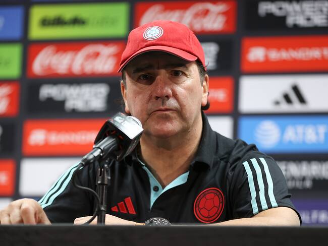 LOS ANGELES, CALIFORNIA - DECEMBER 15: Head coach of Colombia Nestor Lorenzo speaks during a press conference ahead of an international friendly against Mexico at Los Angeles Memorial Coliseum on December 15, 2023 in Los Angeles, California. (Photo by Omar Vega/Getty Images)