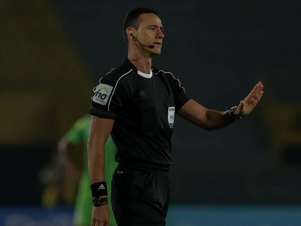 Árbitros, "los parias del fútbol en Colombia"