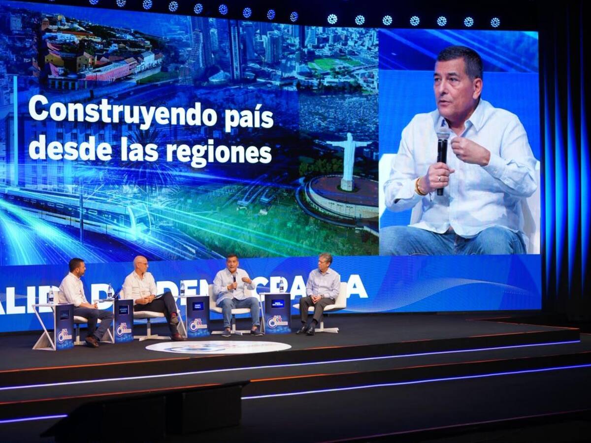 Alcalde presentó avances de Cartagena ante empresarios reunidos en congreso de ANDI
