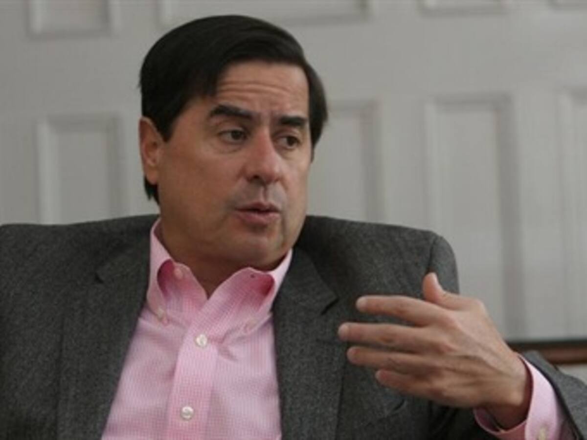 Las Farc son mezquinas y tacañas: Juan Fernando Cristo