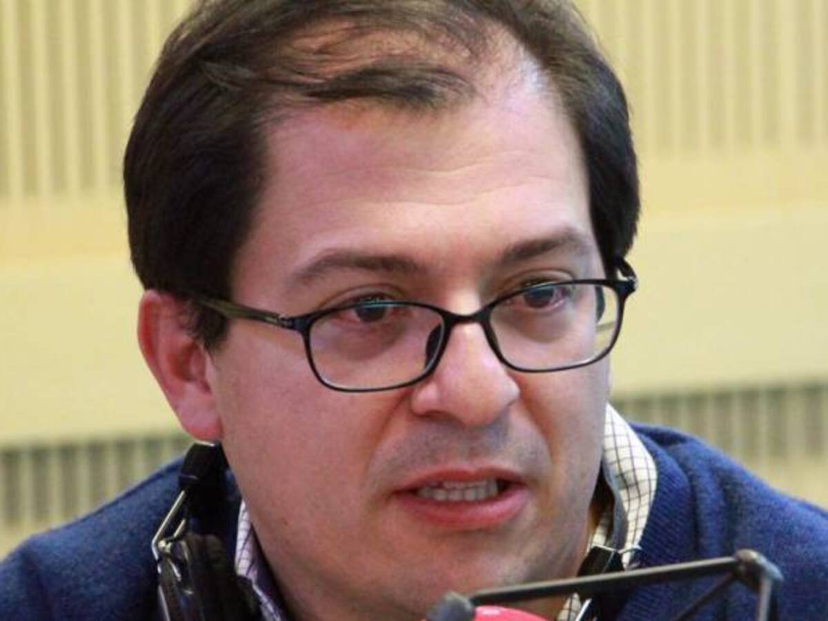 La columna de Caballero, no pensada de forma inteligente, de mal gusto y tonta: Barbosa