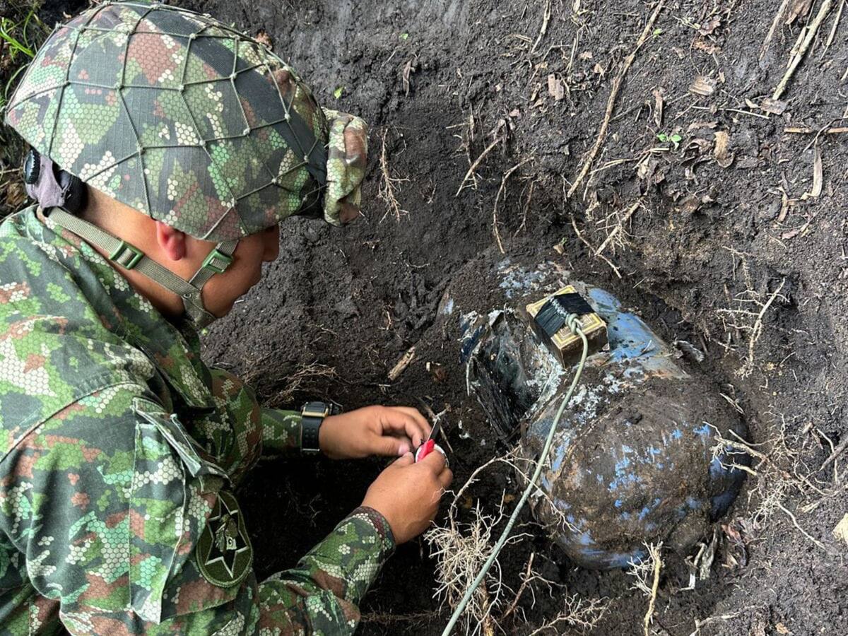 En Belén de Umbría, Risaralda hallan caleta con cilindro bomba; pertenecería al Clan del Golfo