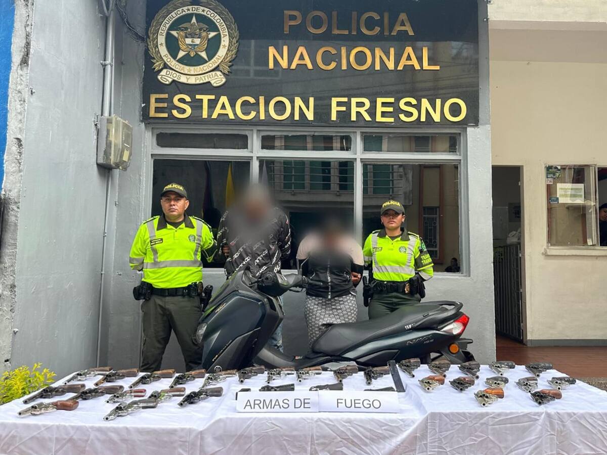 Incautan armamento en la vía Fresno – Manizales que pertenecería a un grupo delincuencial de Cali