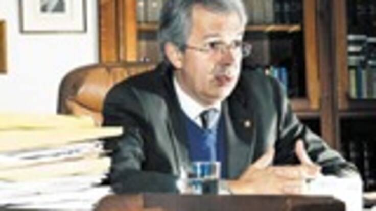 Jaime Arrubla en desacuerdo con proyecto que busca que el ejecutivo elija al Fiscal General