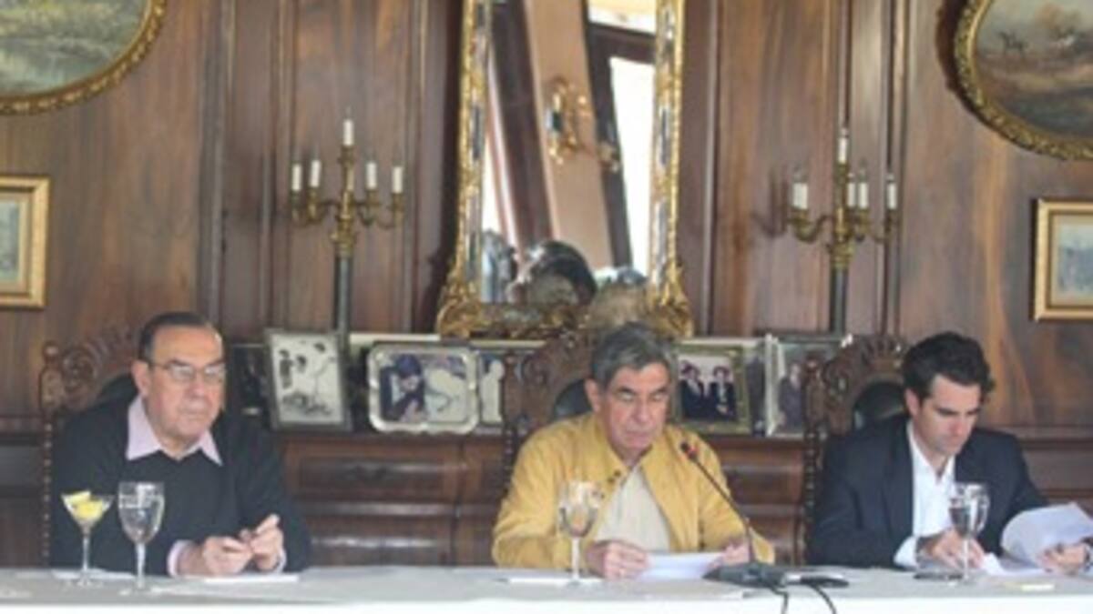 Fracasa diálogo sobre Honduras. Presidente Arias se da 72 horas para buscar solución