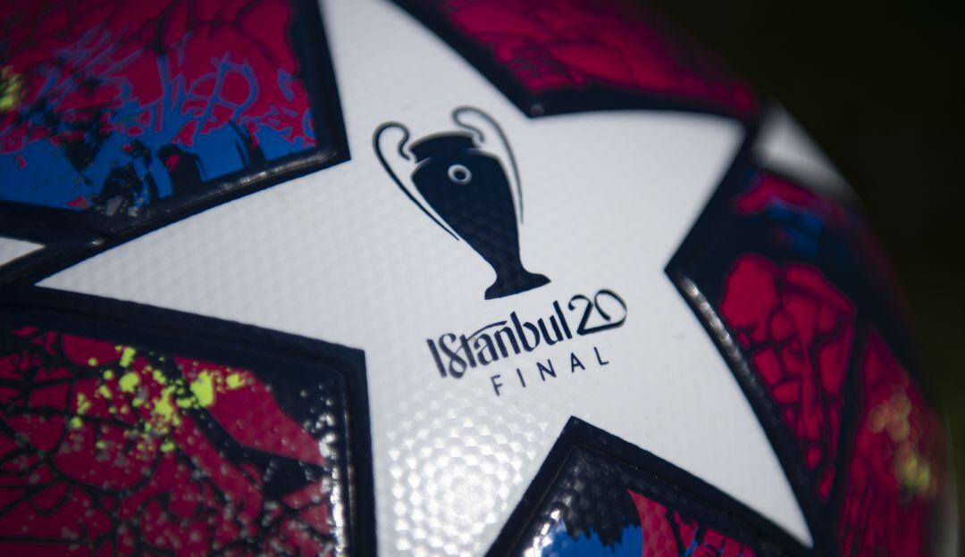 Balón oficial de la UEFA Champions League 2019-20.