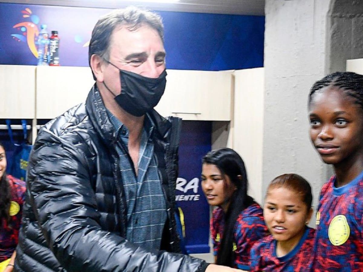 Néstor Lorenzo, presente para ver a la Selección Colombia Femenina