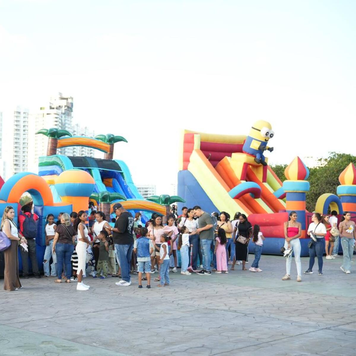 ‘Familias a la Plaza’ llevó alegrías a más de 2.500 cartageneros y visitantes