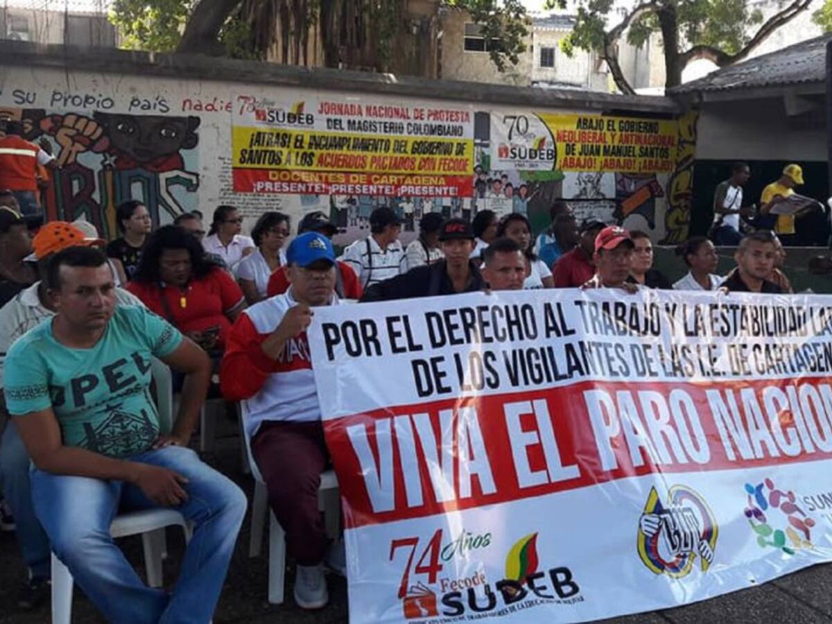 Maestros de Bolívar se suman a paro nacional convocado por Fecode