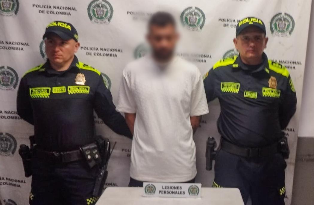 Capturado por atacar con un cuchillo a otro hombre en Medellín- foto policía Metropolitana