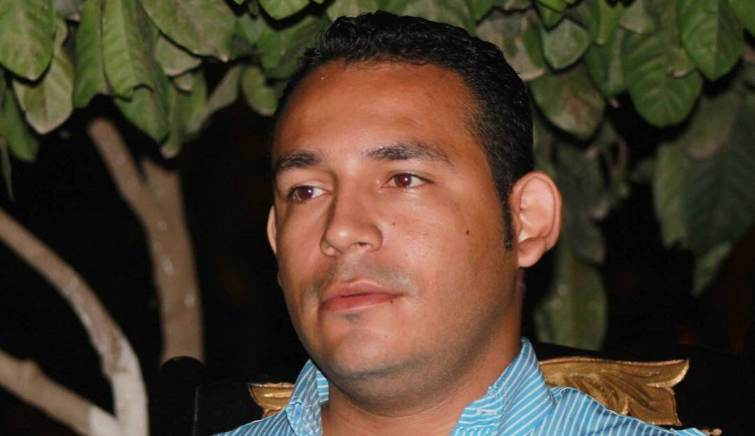 Las autoridades descartan un atraco como móvil del hecho porque fueron encontradas sus pertenencias