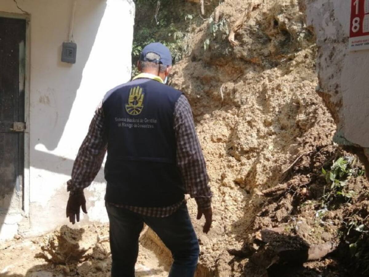 Lluvias provocan 10 deslizamientos en varios sectores de Cartagena