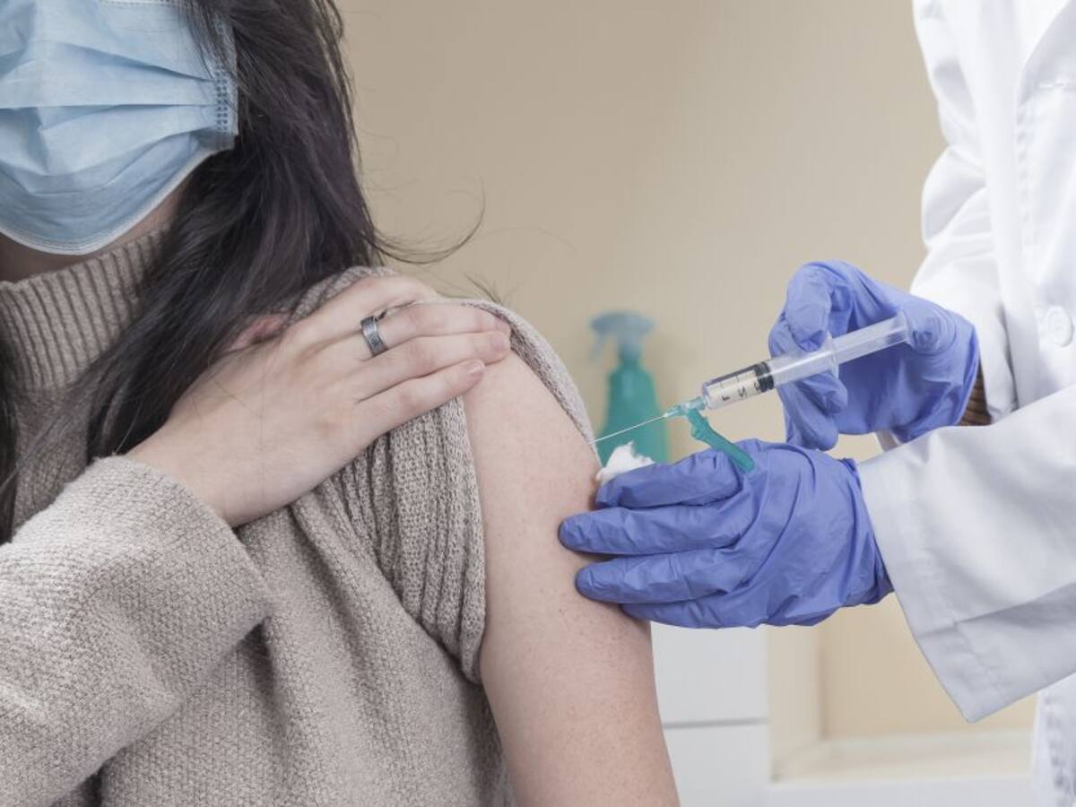 Vacunación COVID-19: Puntos habilitados el viernes 3 de junio en Bogotá